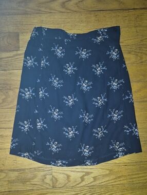 California Influence Medium Women's Navy Floral A Line Skort.